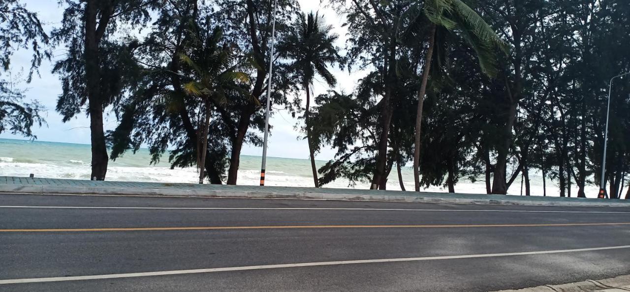 Sammy Seaview Mae Ramphueng Beach Front Golden Elephant บ้านช้างทองวิวทะเลหน้าหาดแม่รำพึง Rayong Eksteriør billede